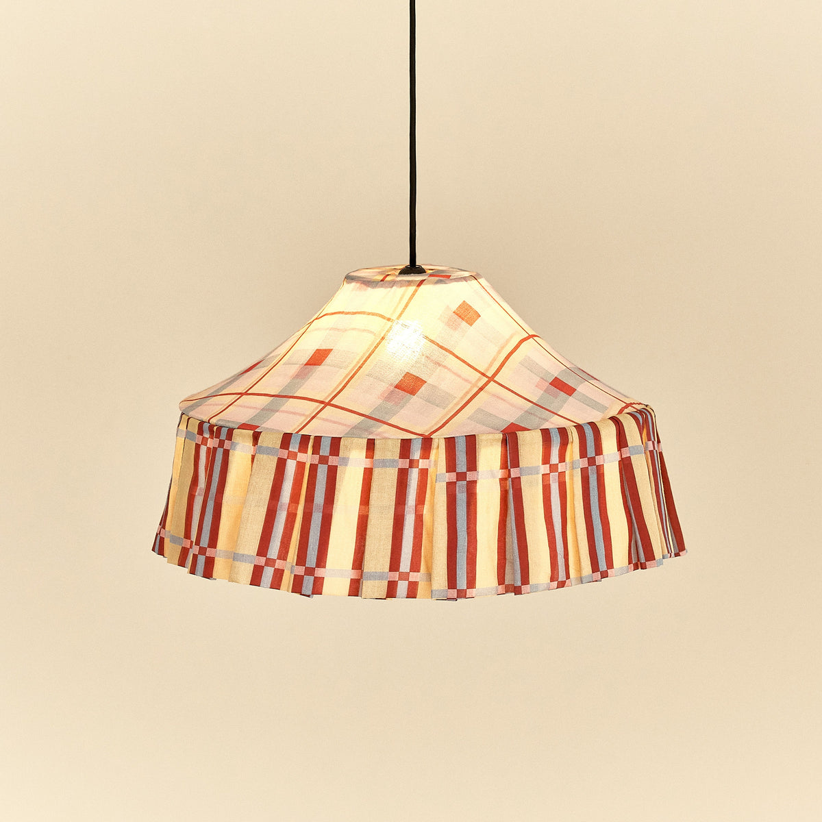 Nobodinoz Michelle Lampshade in Yellow Red Checks 50cm — photo 2