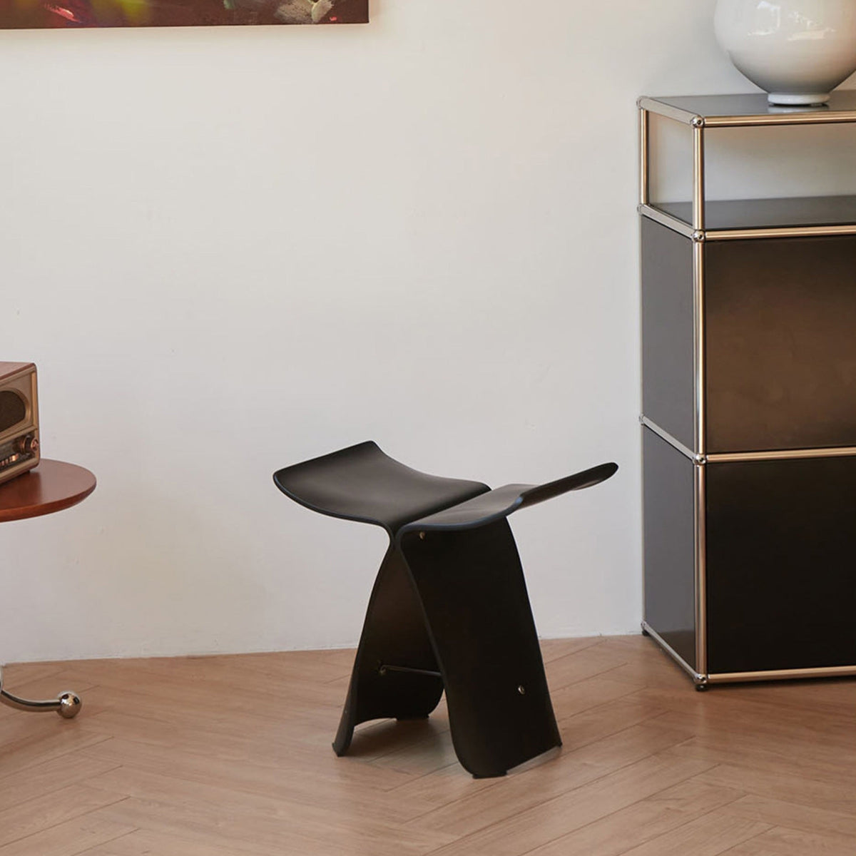 Sculptural Butterfly Stool with Curved Seat - Decorative Side Seat and Storage Surface — photo 6