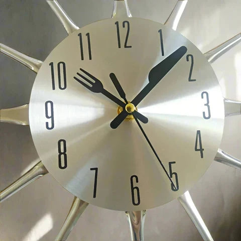 Wall Clock | Bold Round Design & Silent Quartz Movement — photo 7