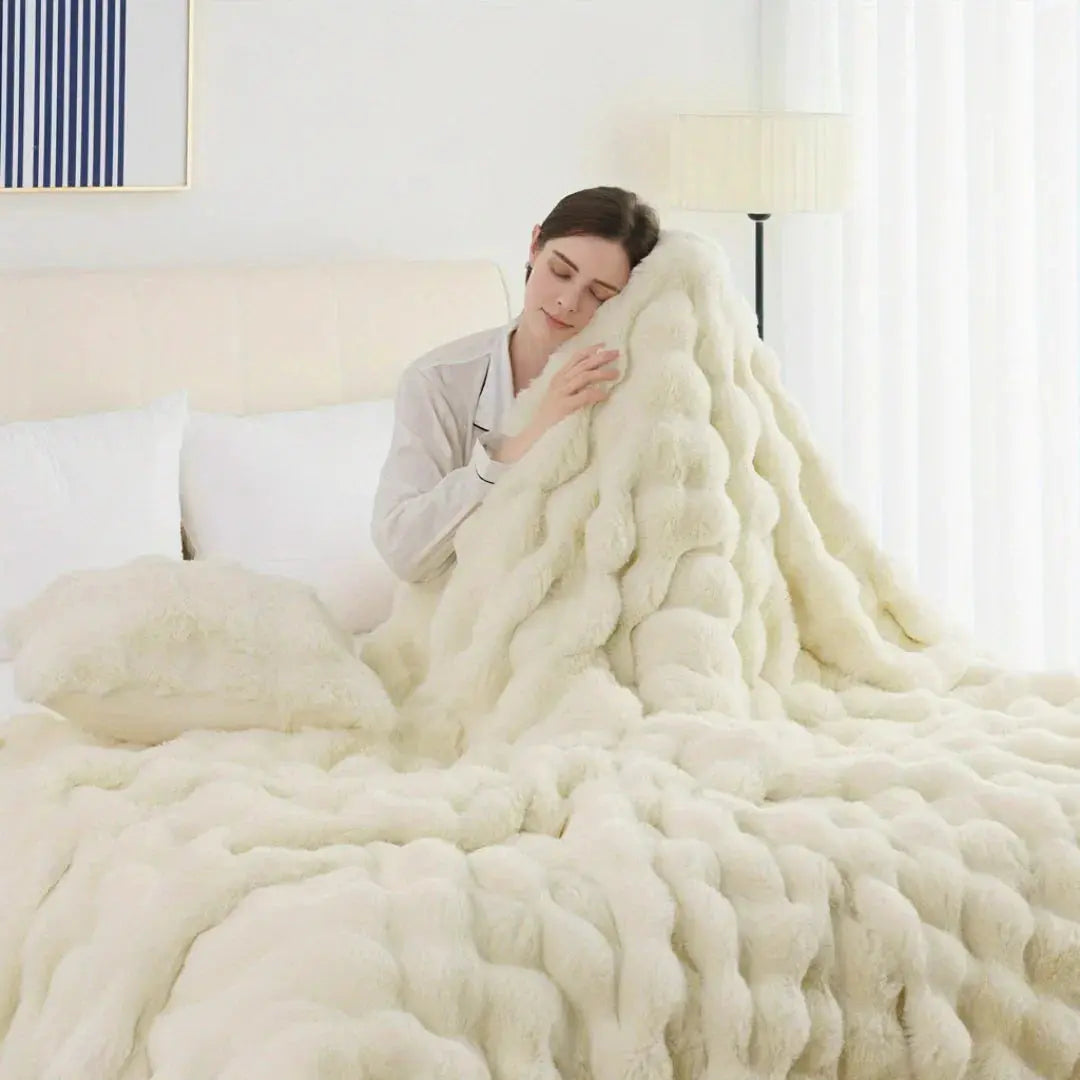 Slumblr® Cozy Faux Rabbit Fleece Throw Blanket — photo 15