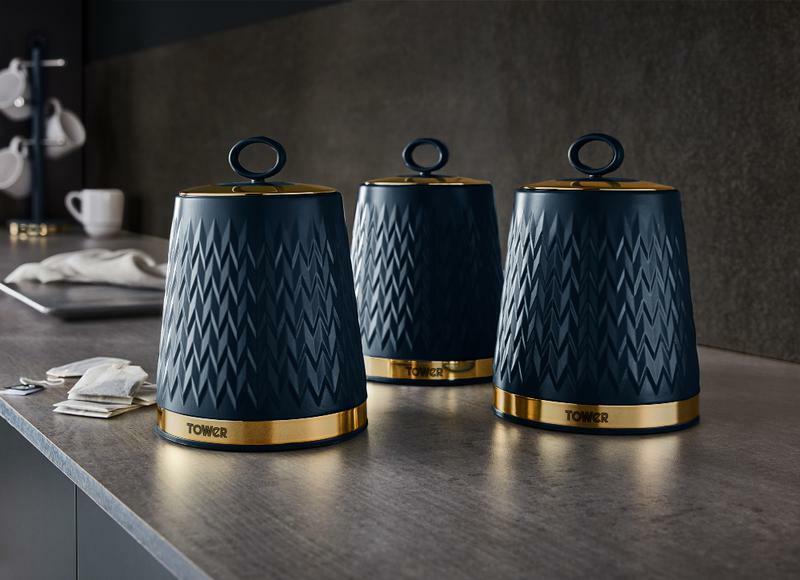 TOWER Empire Blue Jug Kettle, 4 Slice Toaster, Bread Bin & Canisters Matching Set in Midnight Blue with Brass Accents — photo 8