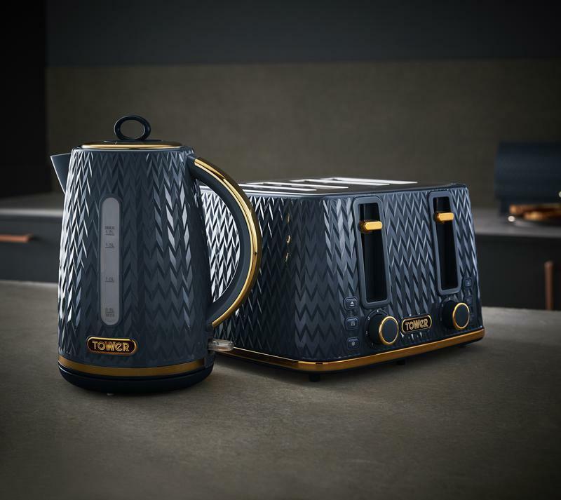 TOWER Empire Blue Jug Kettle, 4 Slice Toaster, Bread Bin & Canisters Matching Set in Midnight Blue with Brass Accents — photo 2