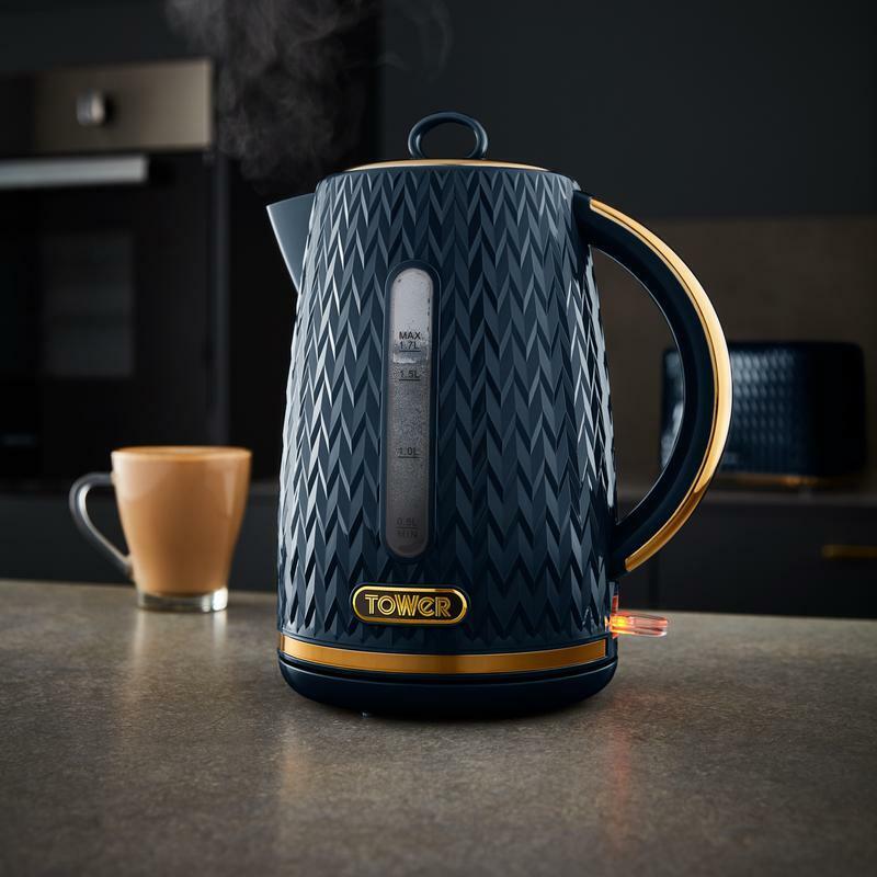 TOWER Empire Blue Jug Kettle, 4 Slice Toaster, Bread Bin & Canisters Matching Set in Midnight Blue with Brass Accents — photo 7