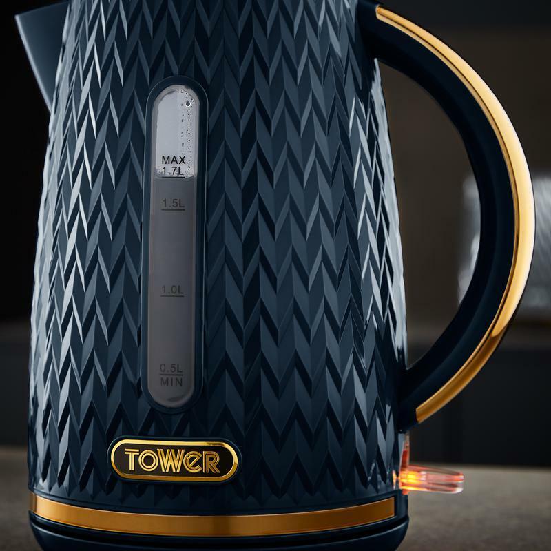 TOWER Empire Blue Jug Kettle, 4 Slice Toaster, Bread Bin & Canisters Matching Set in Midnight Blue with Brass Accents — photo 10