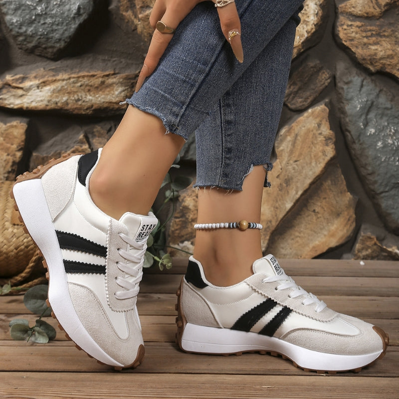 Women's Retro Platform Running Sneakers in Suede for Street Style — photo 5