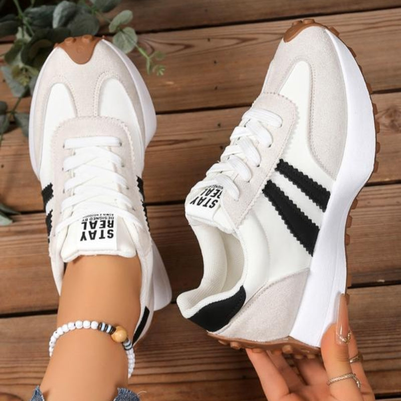 Women's Retro Platform Running Sneakers in Suede for Street Style — photo 10