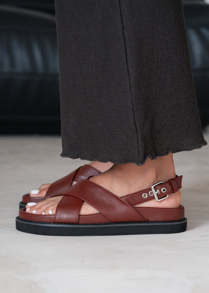 Capri Sandal - Burgundy — photo 2