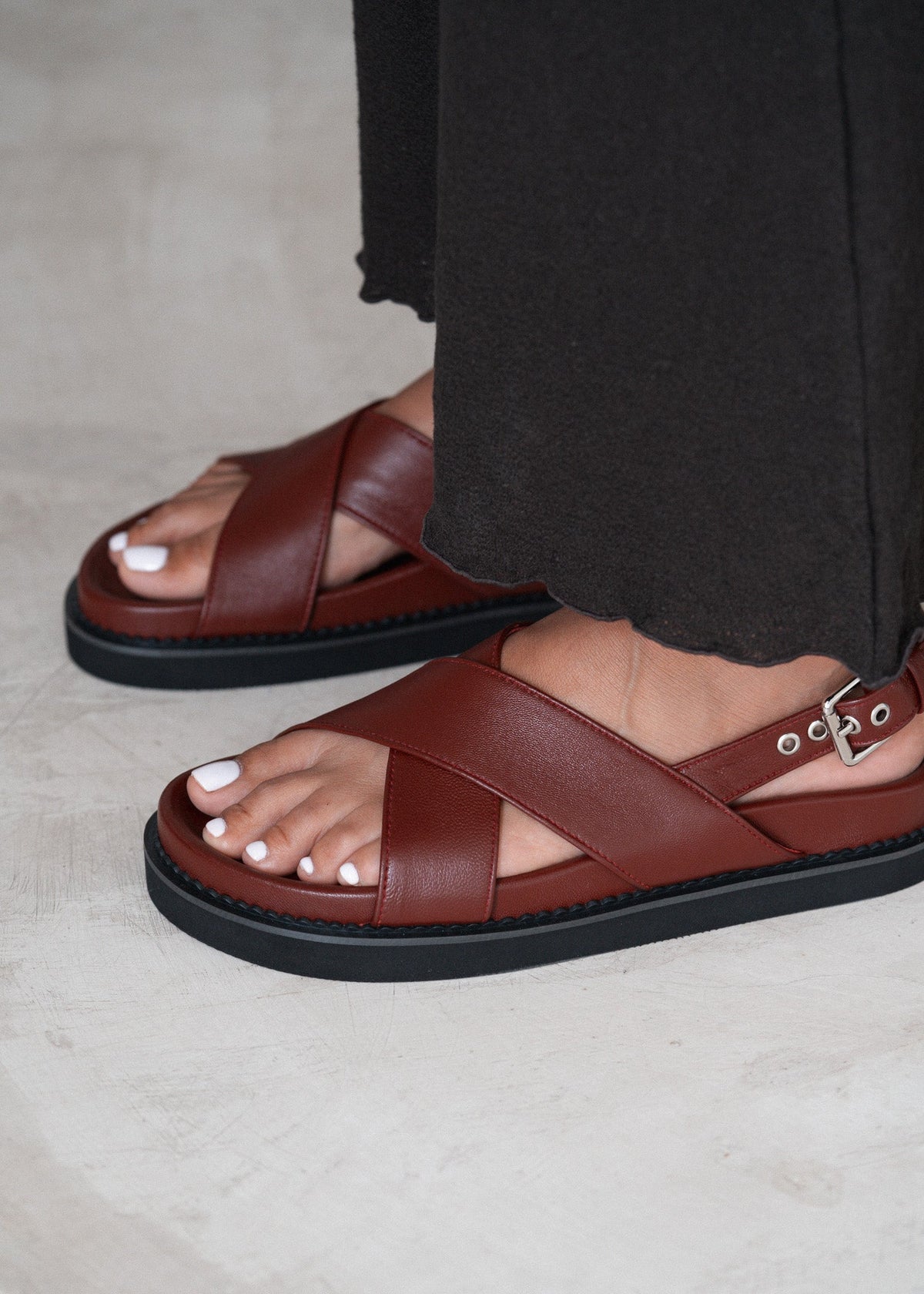 Capri Sandal - Burgundy — photo 3