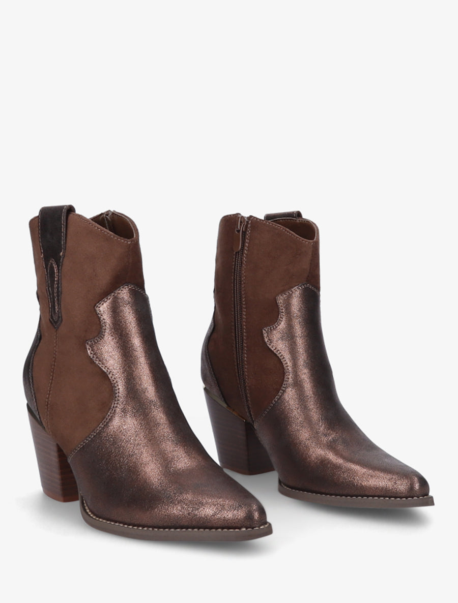 Nordspur | Western Ankle Boots with Pearlescent Panels — photo 4