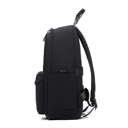 Sleek Minimalist Backpack Stornfield — photo 3