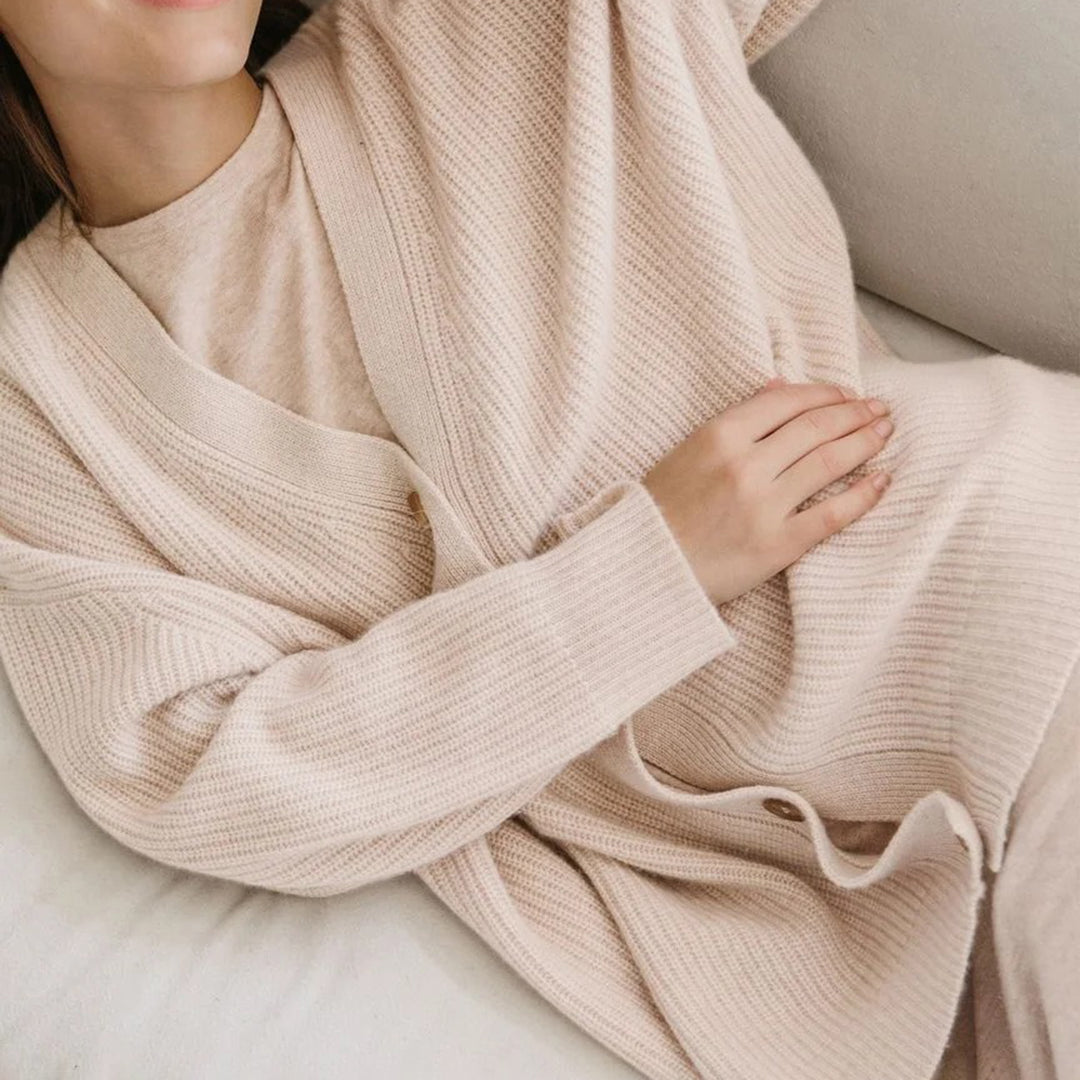 Womens Oversized Soft Knit Cashmere Cardigan — photo 9