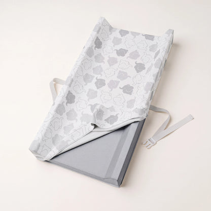 Wipe Clean Changing Mat — photo 2