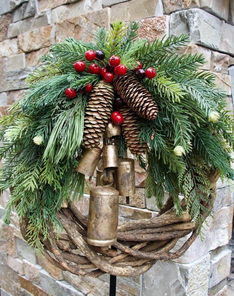 Farmhouse Christmas Wreath Boho Rustic Vine Wreath with Pinecones Berries and Golden Bells 17 Inch — photo 5