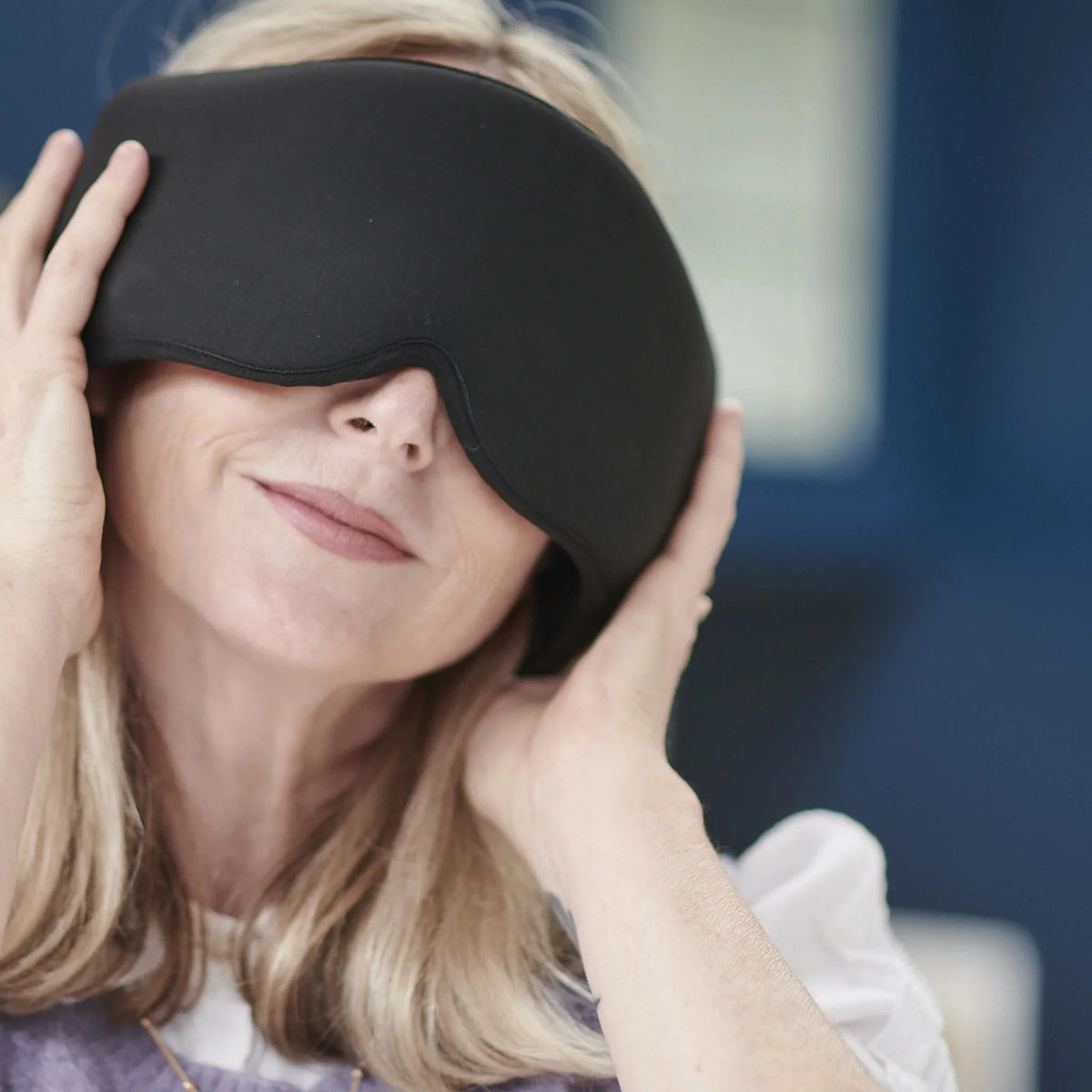 Blackout™ Mask - Noise Cancelling Sleep Mask — photo 4