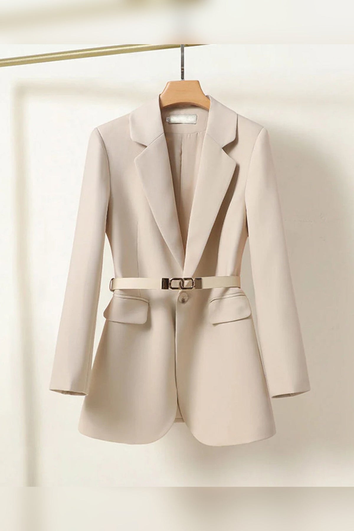 Blazer Women - Belted Notched Lapel Longline Cut — photo 1