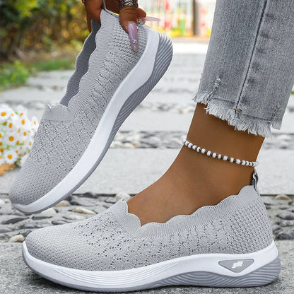Cushioned Slip-On Walking Shoes for Women, Lightweight and Breathable — photo 10
