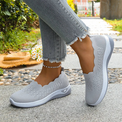 Cushioned Slip-On Walking Shoes for Women, Lightweight and Breathable — photo 12