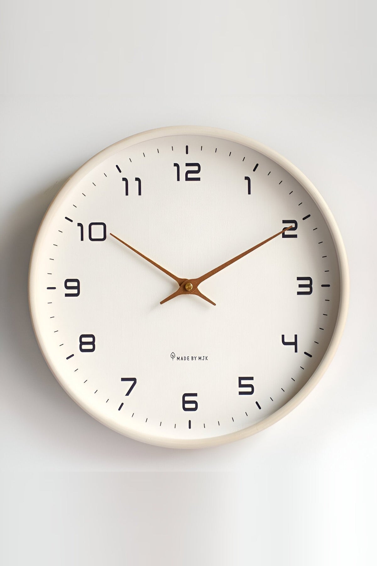 Wooden Frame Wall Clock with Silent Movement – No Ticking at Night — photo 8