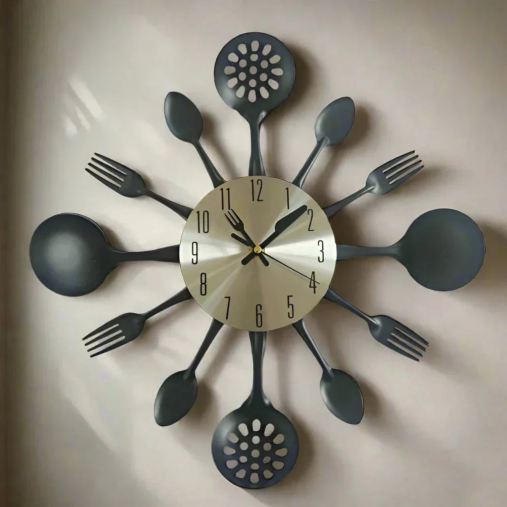 Wall Clock | Bold Round Design & Silent Quartz Movement — photo 1