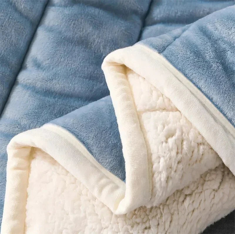 Fleece Blanket — photo 4