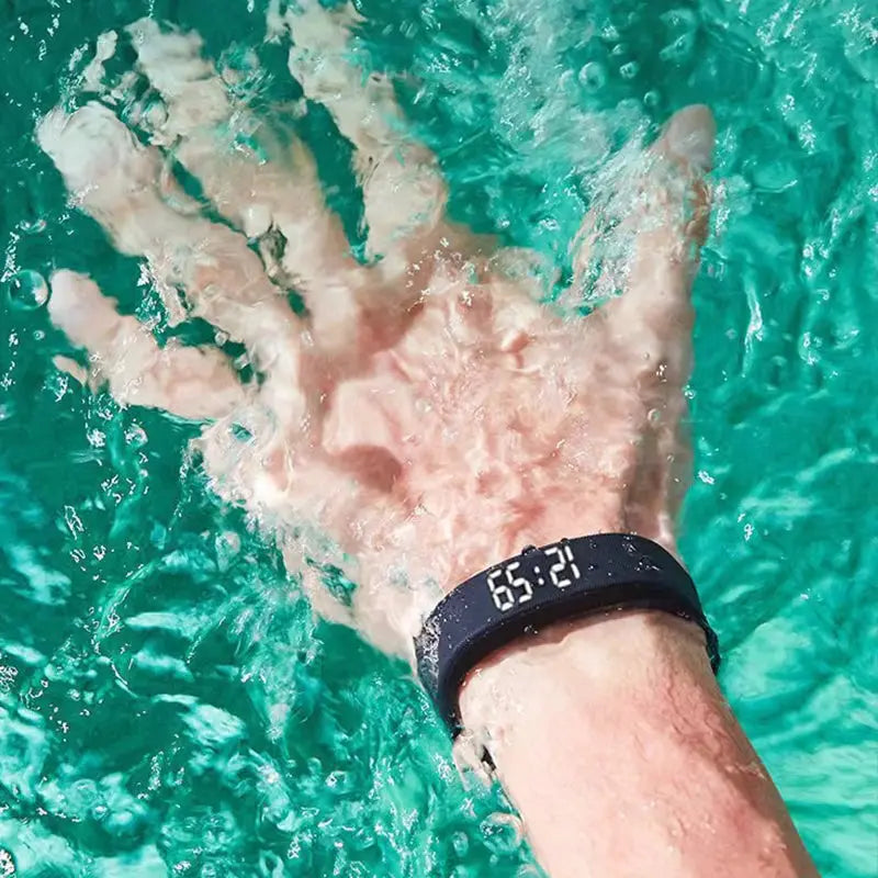 Slumblr® Vibrating Alarm Watch — photo 7