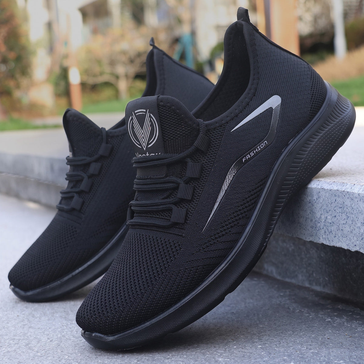 Jonas - Men's Breathable Lightweight Lace-Up Orthopaedic Trainers — photo 2