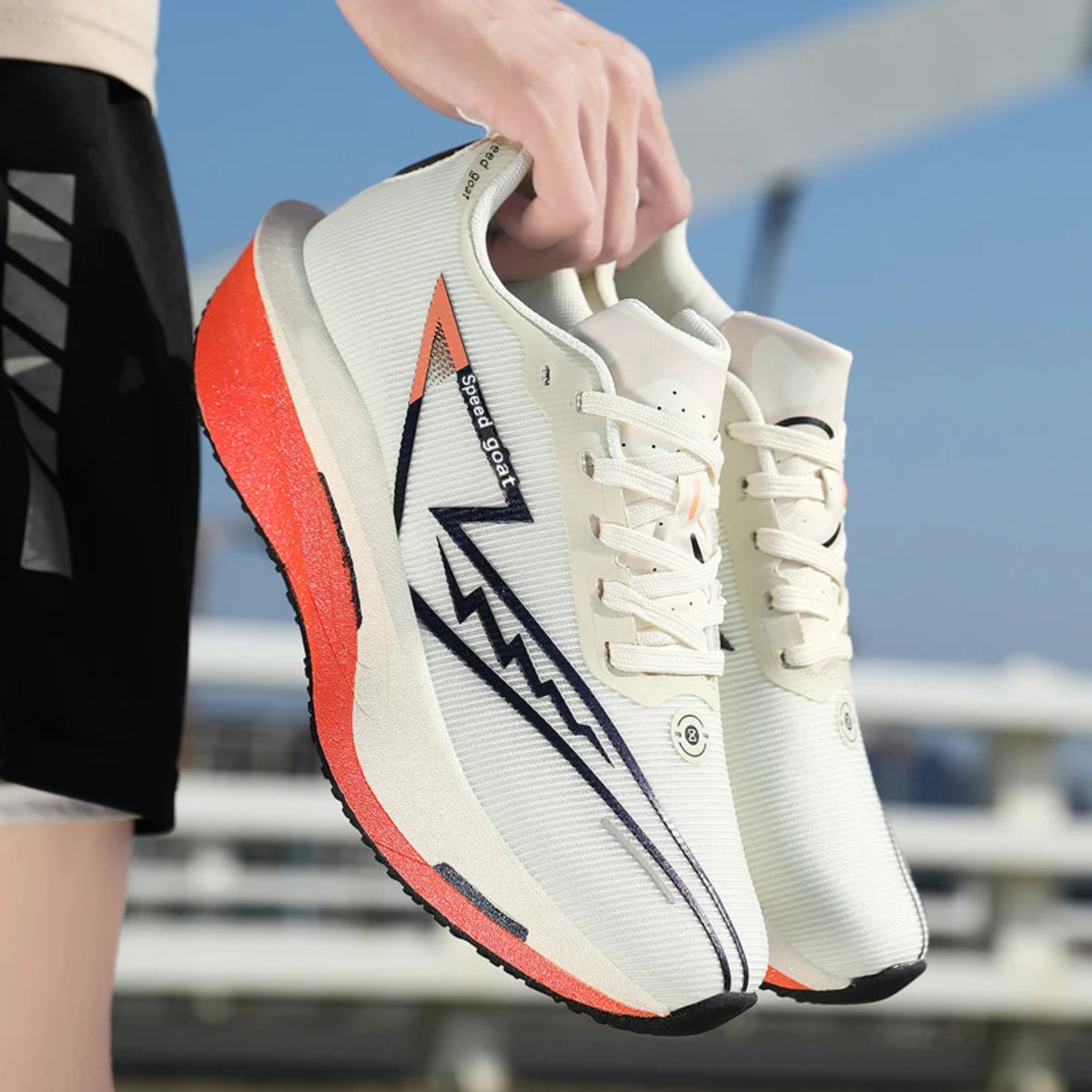 Carbon Plate Running Shoes Non-Slip Shock-Absorbing Fitness Sneakers for Men & Women — photo 5