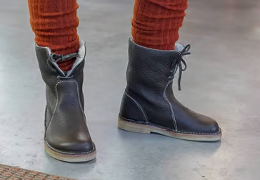 Waterproof Wool Lined Leather Winter Boots Lace Up Vintage Style Boots with Crepe Rubber Sole — photo 14
