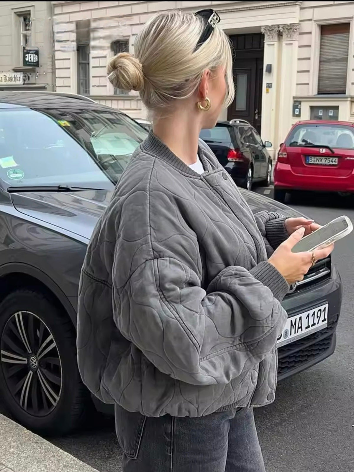 Women's Cosy Oversized Quilted Bomber Jacket — photo 4