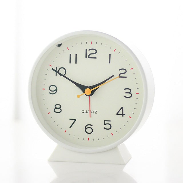 Retro Analog Alarm Clock with Backlight Silent Battery Operated Non-Ticking Quartz — photo 3