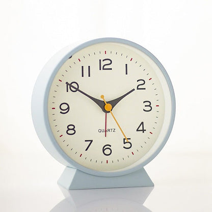 Retro Analog Alarm Clock with Backlight Silent Battery Operated Non-Ticking Quartz — photo 7